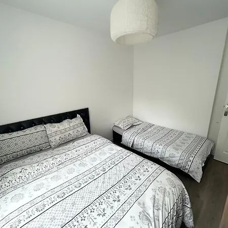 Ideal En Famille Parking Prive * Drancy